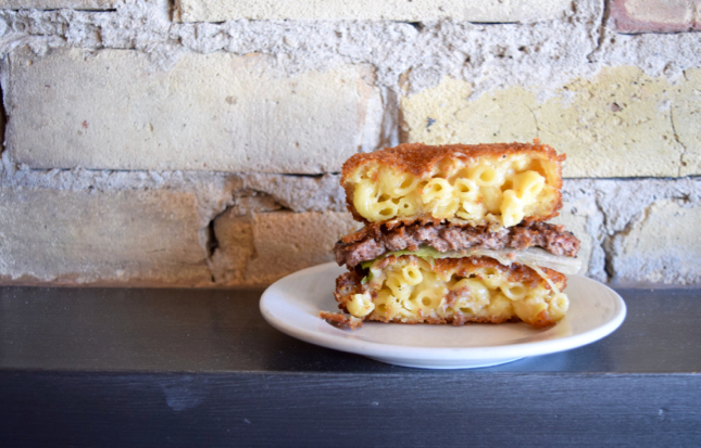 Mac And Cheese Burger Chicago Rockit Bar