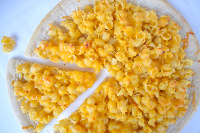 The Best Mac & Cheese Pizza Recipe