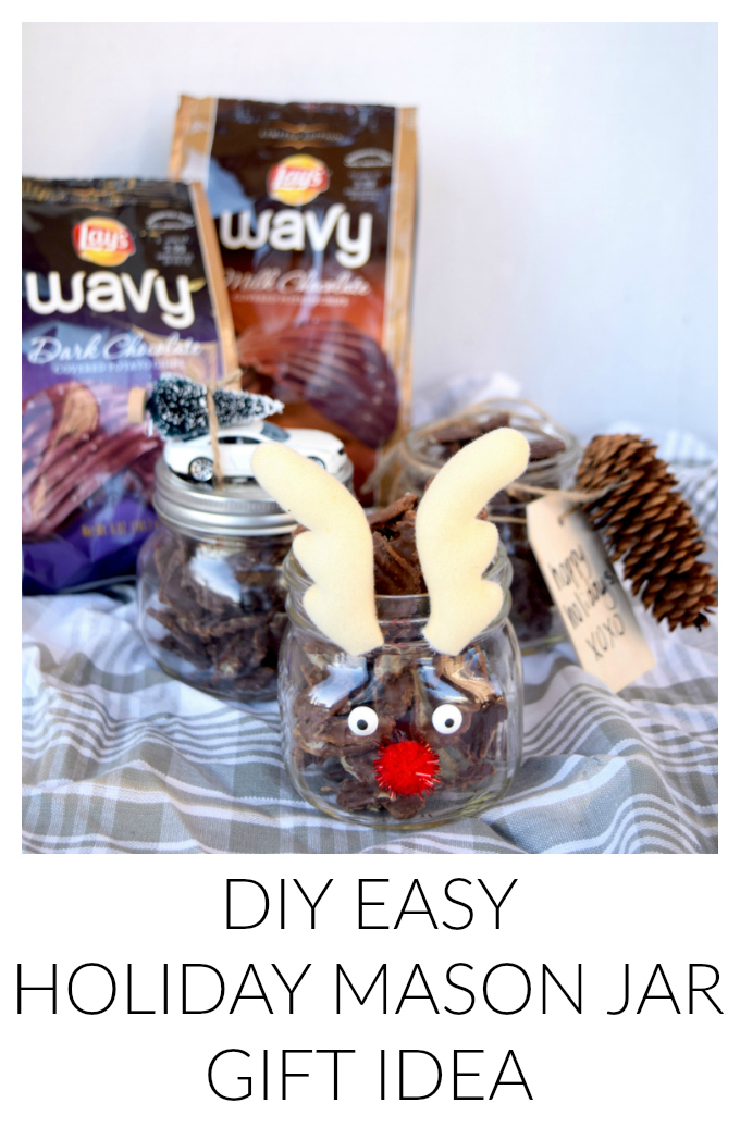DIY Easy Holiday Mason Jar Gift Idea