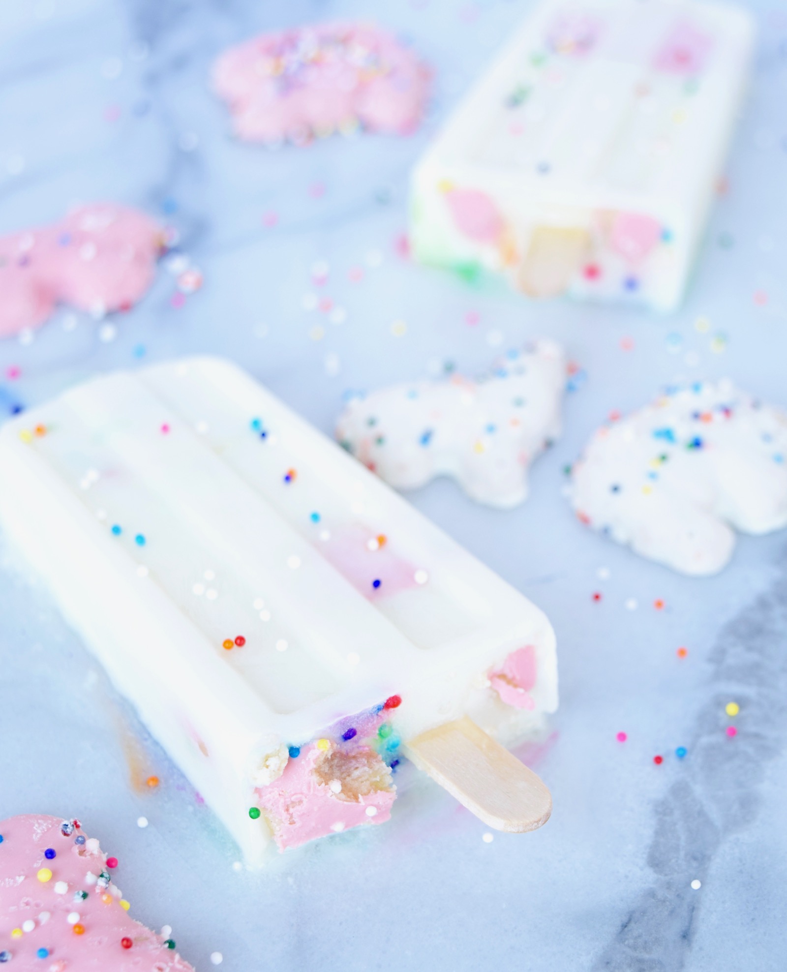 Circus Cookie Animal Popsicles