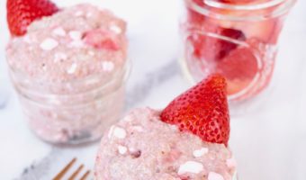 strawberry cheesecake chia seed pudding recipe