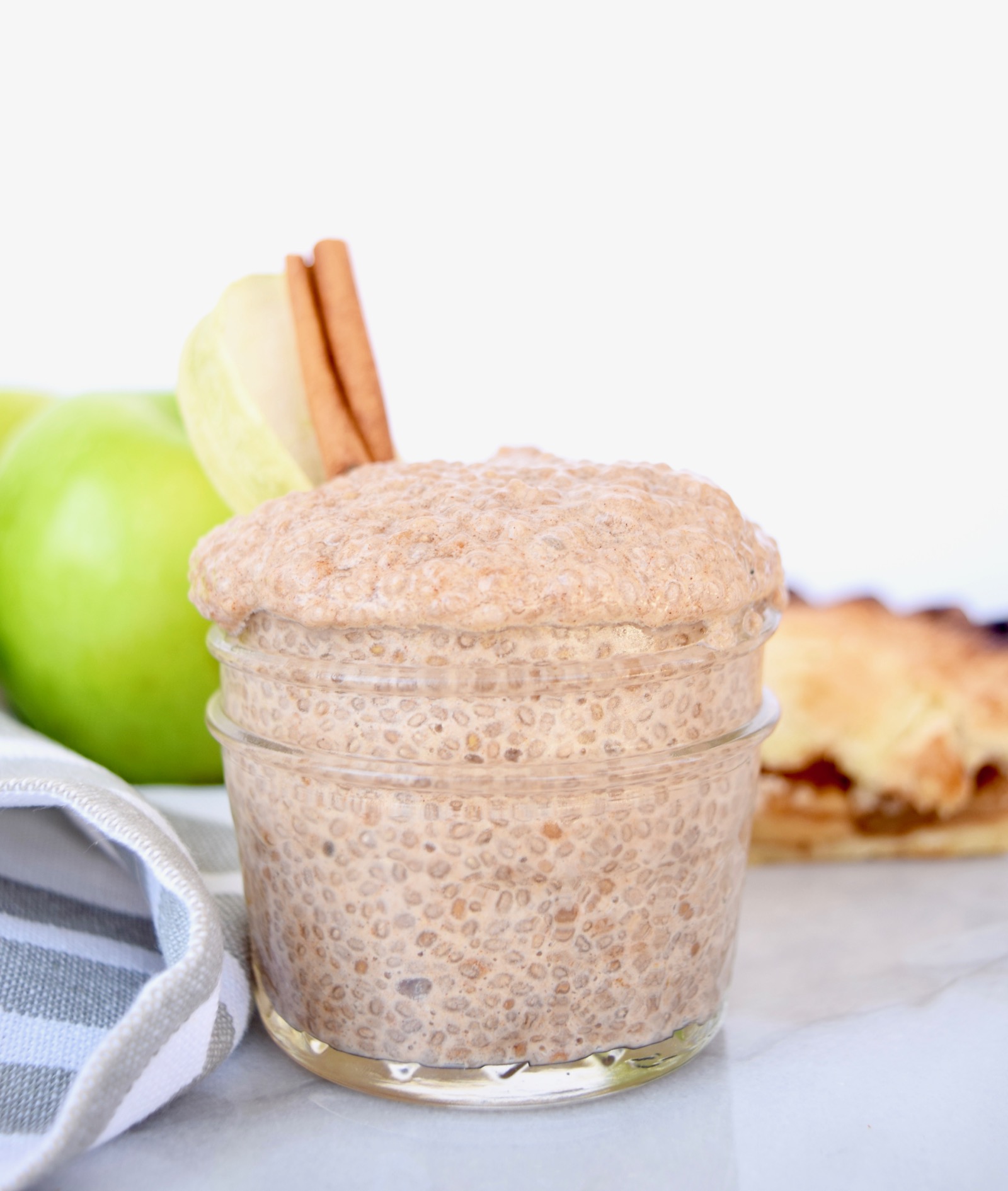 Easy Apple Pie Chia Seed Pudding Recipe